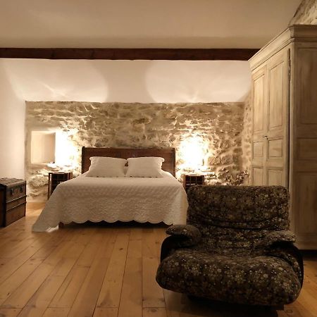 B&B - Le Vieux Figuier Vacqueyras Eksteriør billede